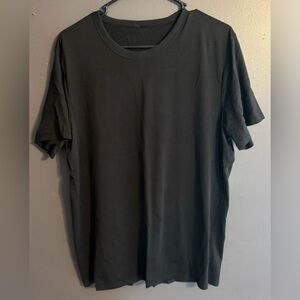 Lululemon men’s fundamental t-shirt